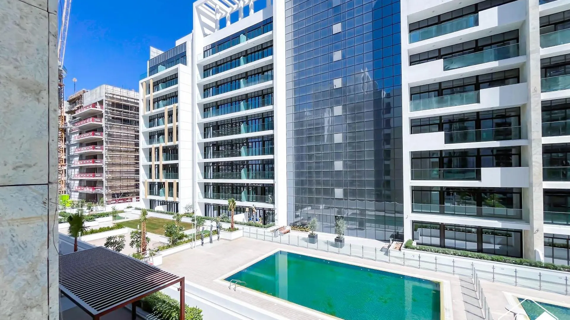 Modern Studio In Riviera Meydan I Pool & Balcony Dubai