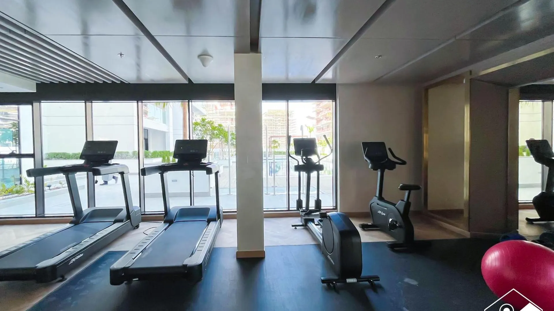 Modern Studio In Riviera Meydan I Pool & Balcony Dubai